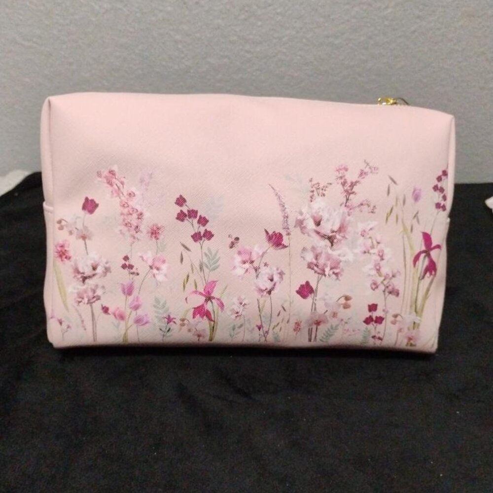 Vince Camuto Pink Floral Women's Cosmetic Pouch Bag NWT - Picture 2 of 9